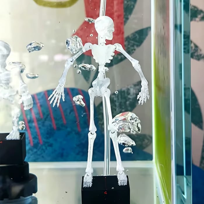 Dancing Skeleton Bubble Aquarium Ornament 🦴💨
