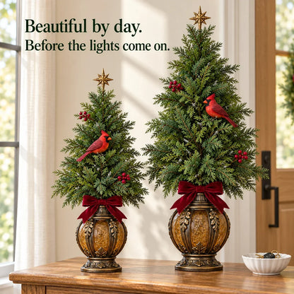🎄✨ Cardinal Lantern Christmas Trees – Lighted Vintage Lantern Base, Warm LED Glow, Red Cardinal Birds & Burgundy Bows for Festive Home Decor 🕯️❤️