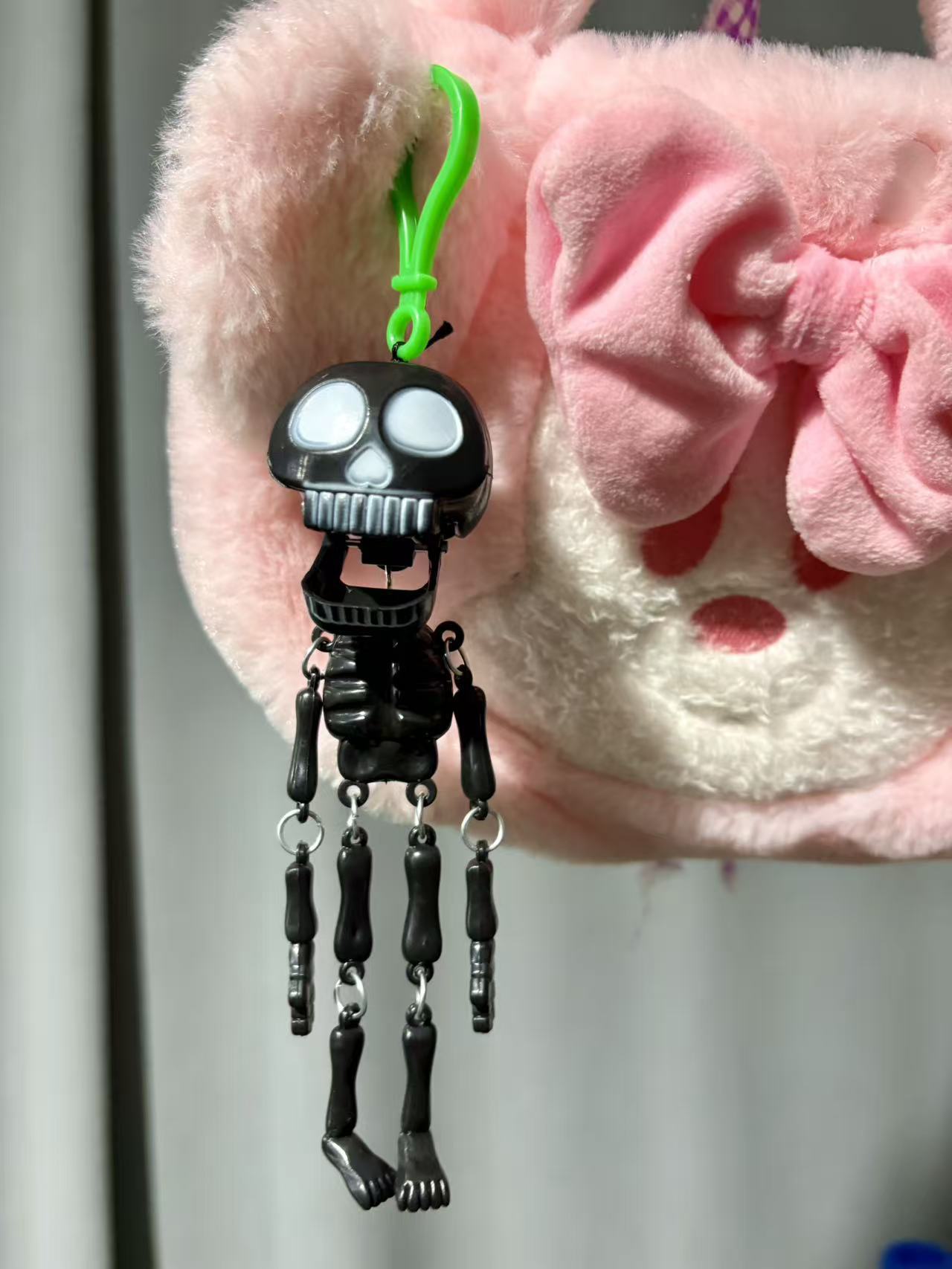 💀✨Pull-String Skeleton Keychain – Viral Funny Fidget Toy & Bag Charm